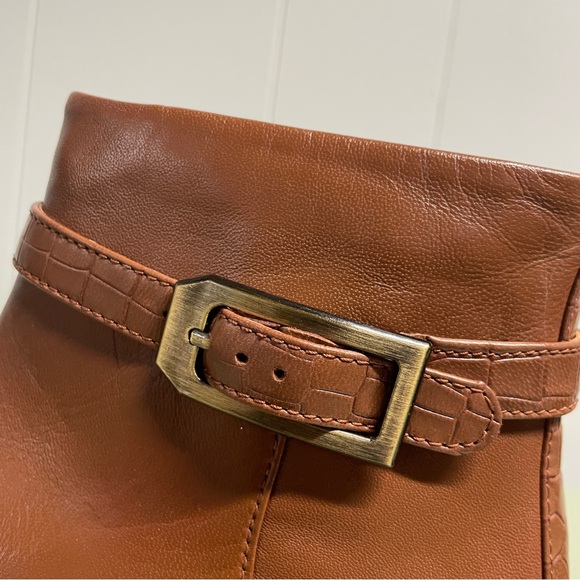 Clarks Maye Grace Buckle Boots in Cognac, NWOT, size 9 - Picture 8 of 15